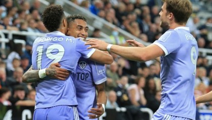  阿森纳刷新队史纪录，赛季双杀曼城领跑群雄  